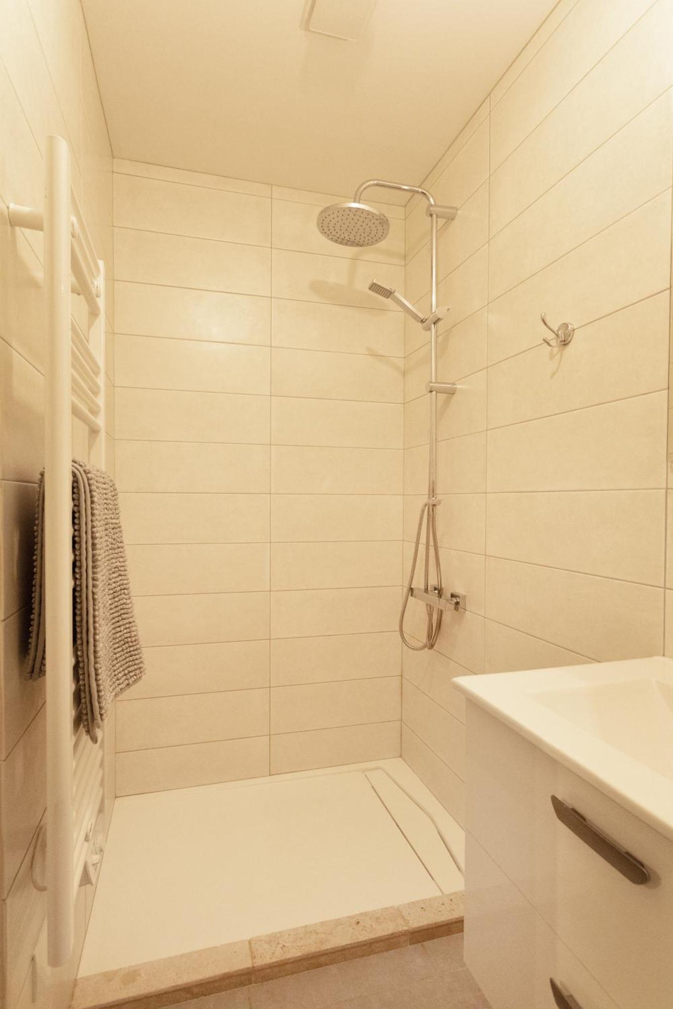 Logement Equipe Saint-Paul-de-Varax エクステリア 写真
